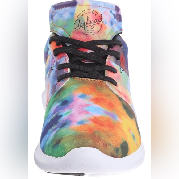 SOLD Globe Mahalo Lyte, Colour Bomb - Picture 6 of 6